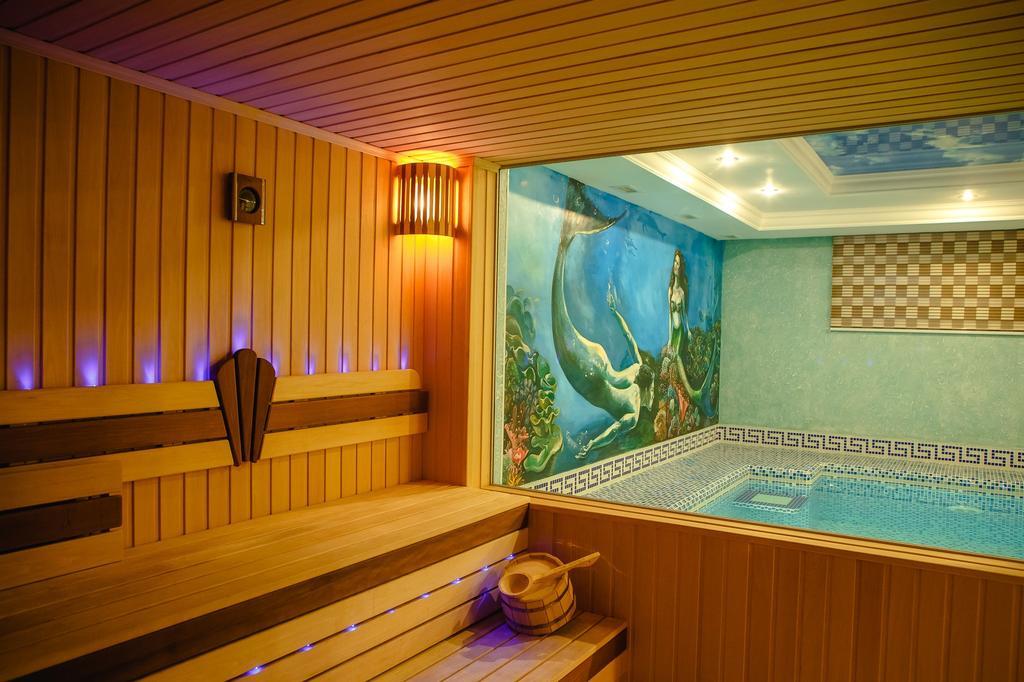 Luxury House Hotel Shymkent Ngoại thất bức ảnh