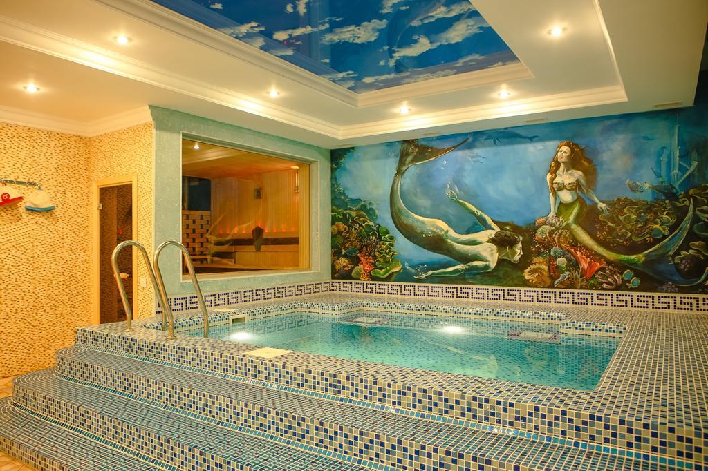 Luxury House Hotel Shymkent Ngoại thất bức ảnh