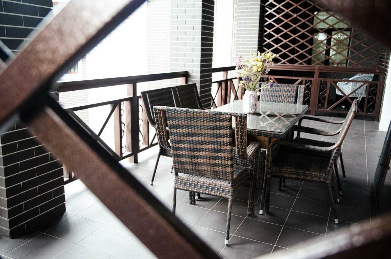 Luxury House Hotel Shymkent Ngoại thất bức ảnh